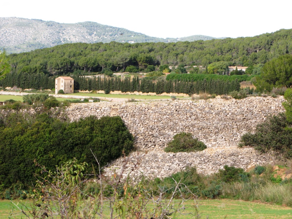 Sitges-Terramar turn 1 banking